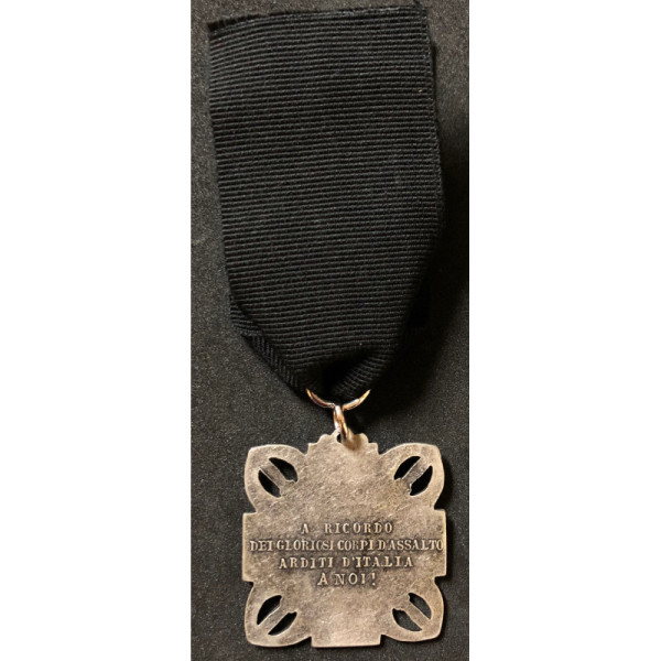 Commemorative Cross for the centenary of "Arditi d'Italia" (With dedication)