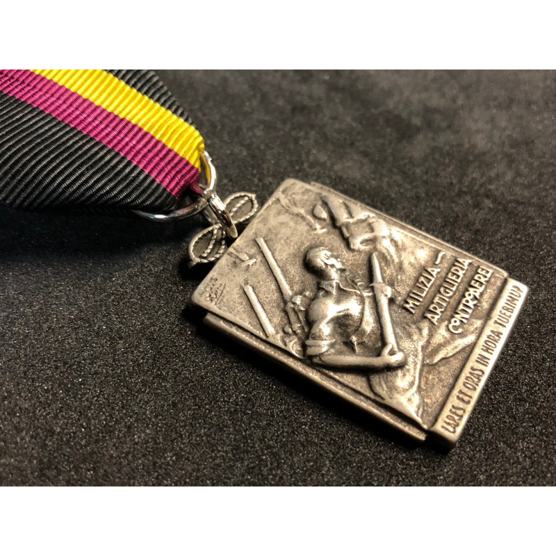Medal - Anti Aircraft Artillery Militia