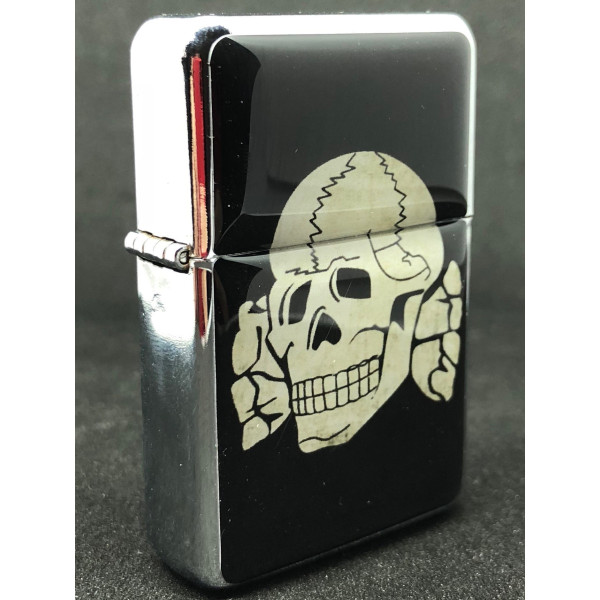 Lighter Totenkopf