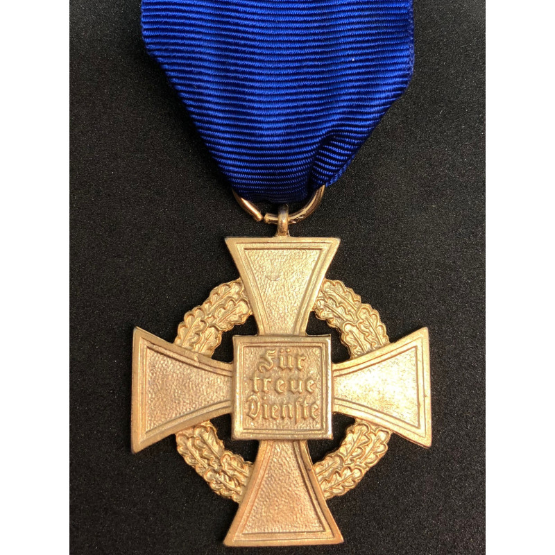 Faithfull Service Decoration For 40 Years