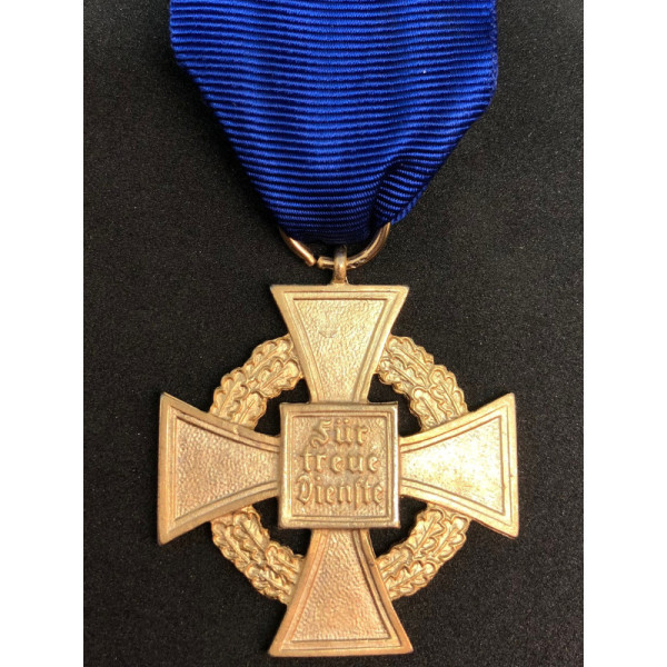 Faithfull Service Decoration For 40 Years