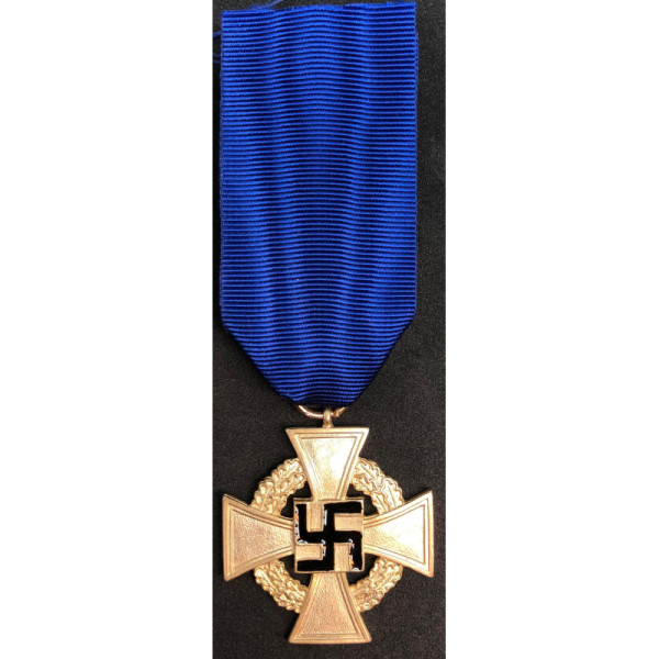 Faithfull Service Decoration For 40 Years