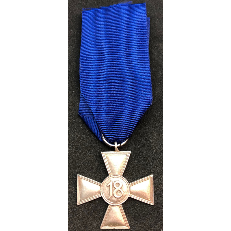 Medaglia di Lungo Servizio nelle Wehrmacht - 18 Anni (Argento)
