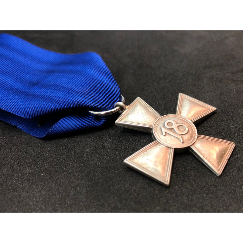Medaglia di Lungo Servizio nelle Wehrmacht - 18 Anni (Argento)