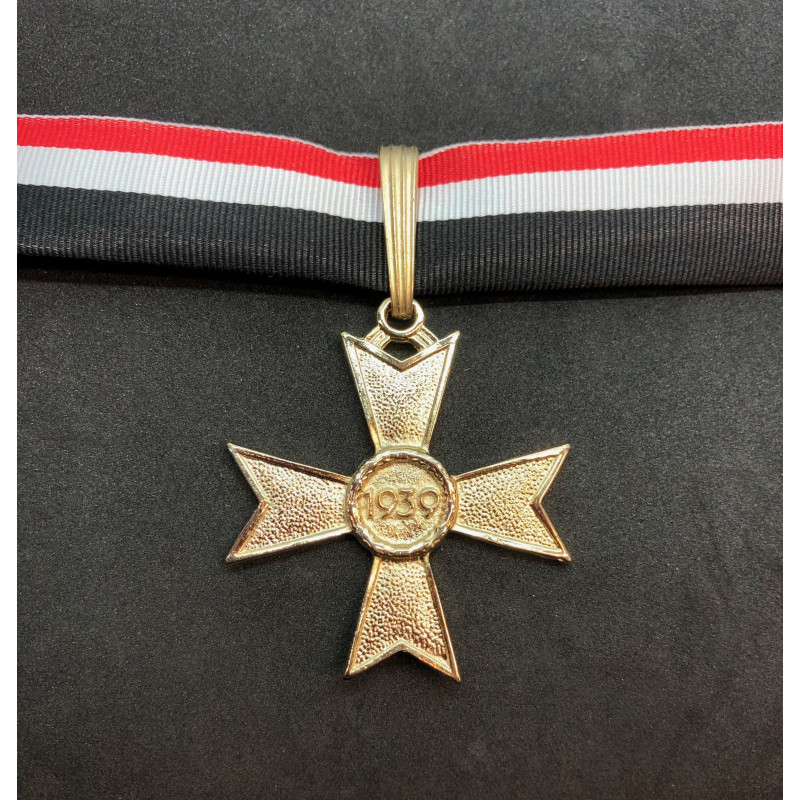 Croce di Cavaliere della Croce al Merito di Guerra - Senza Spade (Oro)