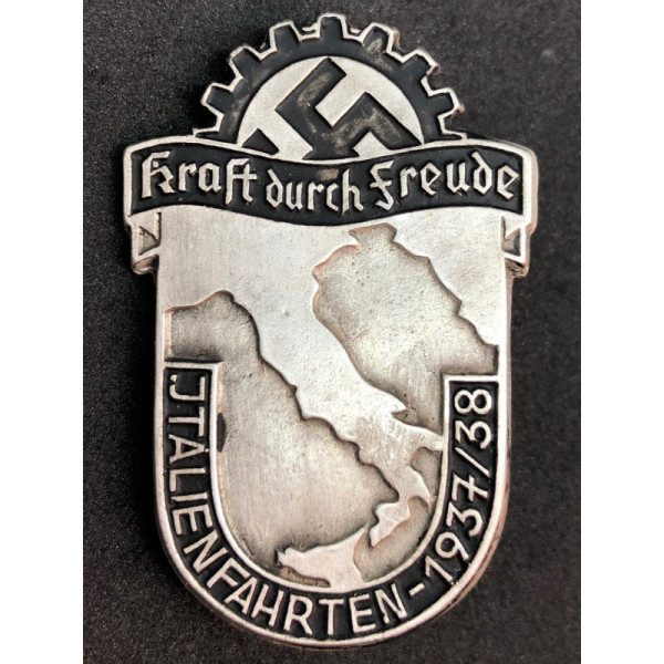 Badge "Italien Fahrten 1937/38"