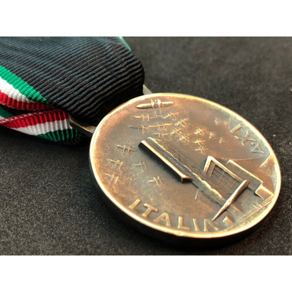 Gedenkmedaille der zehnjährigen Flugreise
