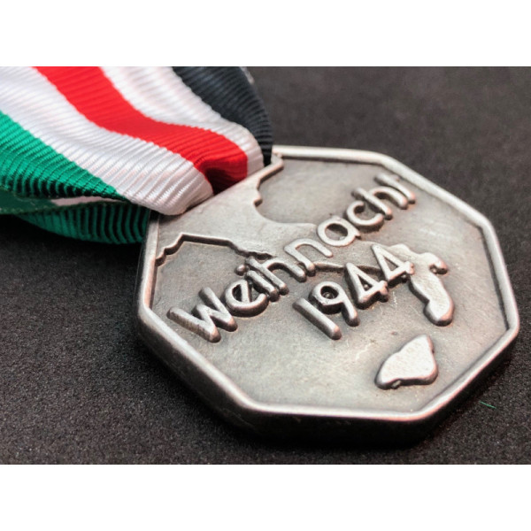 Medaille Weihnacht 1944 I./o6o