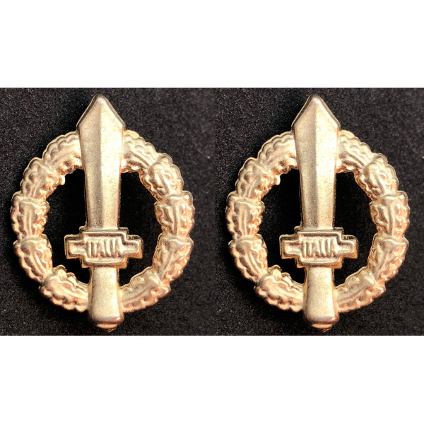 Insignia - Dagger Gold (Couple)