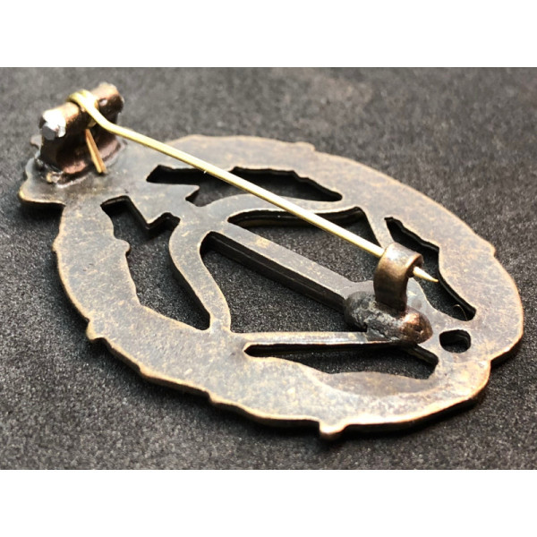 Abzeichen für Kriegsaktionen, Abfangjäger Flugzeug - von RR.AA. (Gold)