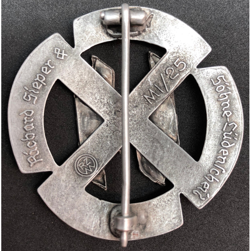 Distintivo Di Membro D'Onore Delle SS (Argento)
