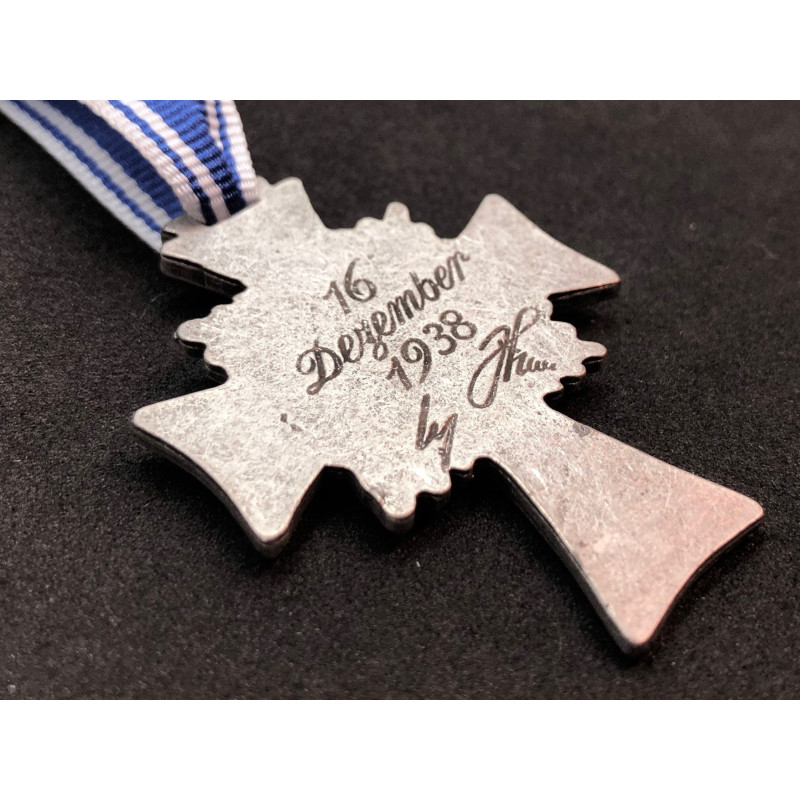 Croce D'onore Per Le Madri Tedesche Argento