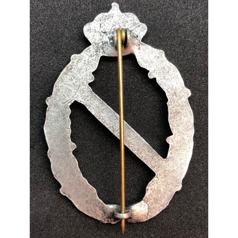Distintivo per azioni di guerra, Aereo Silurante - della RR.AA. (Argento)