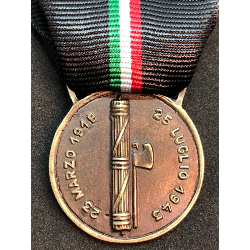 Medaglia Commemorativa del Movimento Fascista RSI