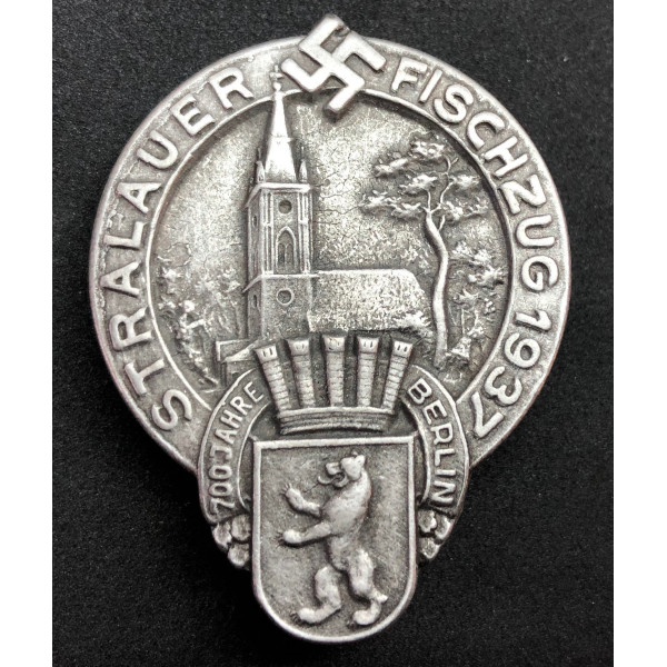 Distintivo "700 Jahre Berlin - Stralauer Fischzug 1937"