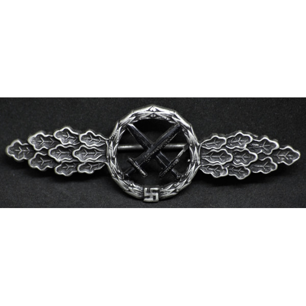 Front Flying Clasp for Air to Ground Support Fighters (Silver)