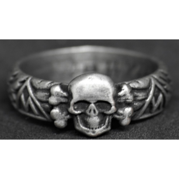 Anello - Totenkopf