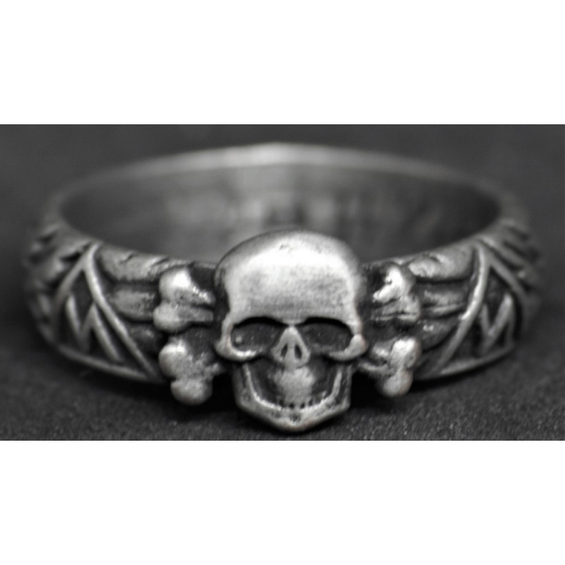 Anello - Totenkopf