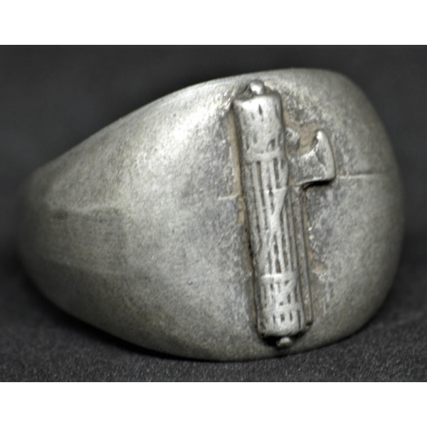 Faschistischer Ring 2