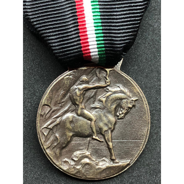 Medaglia per la Campagna fascista 1919-1922 "Per l'Italia ora e sempre"
