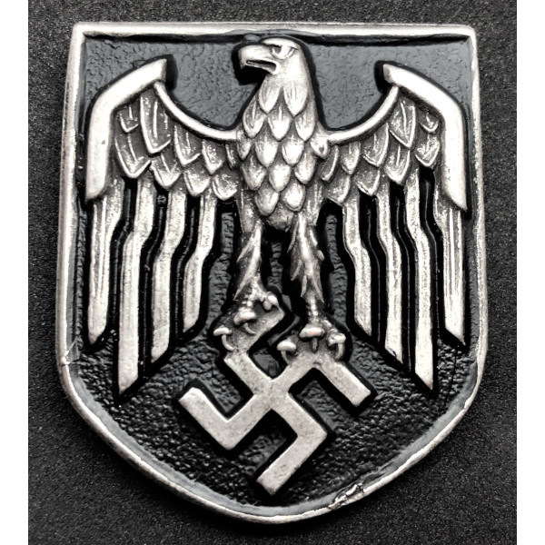Heer Tropical (Pith) Helmet Insignia (Eagle)