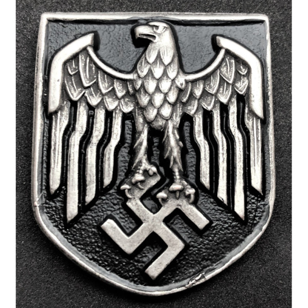 Heer Tropical (Pith) Helmet Insignia (Eagle)