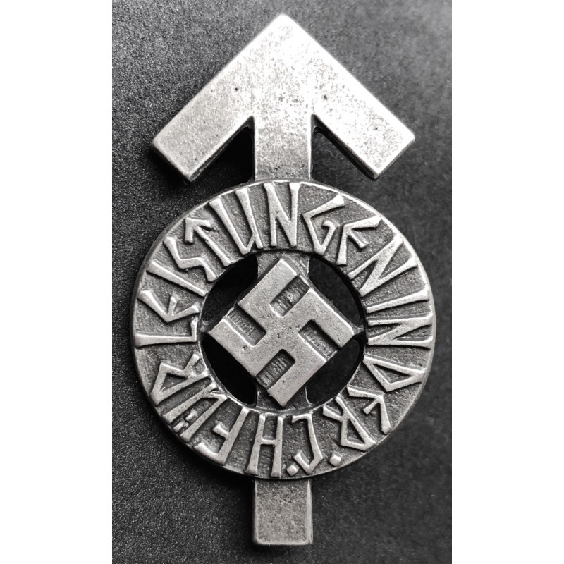 HitlerJugend Abzeichen
